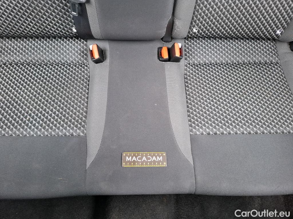  Nissan  Micra NISSAN  / 2016 / 5P / Berline IG-T 92 Business Edition #6