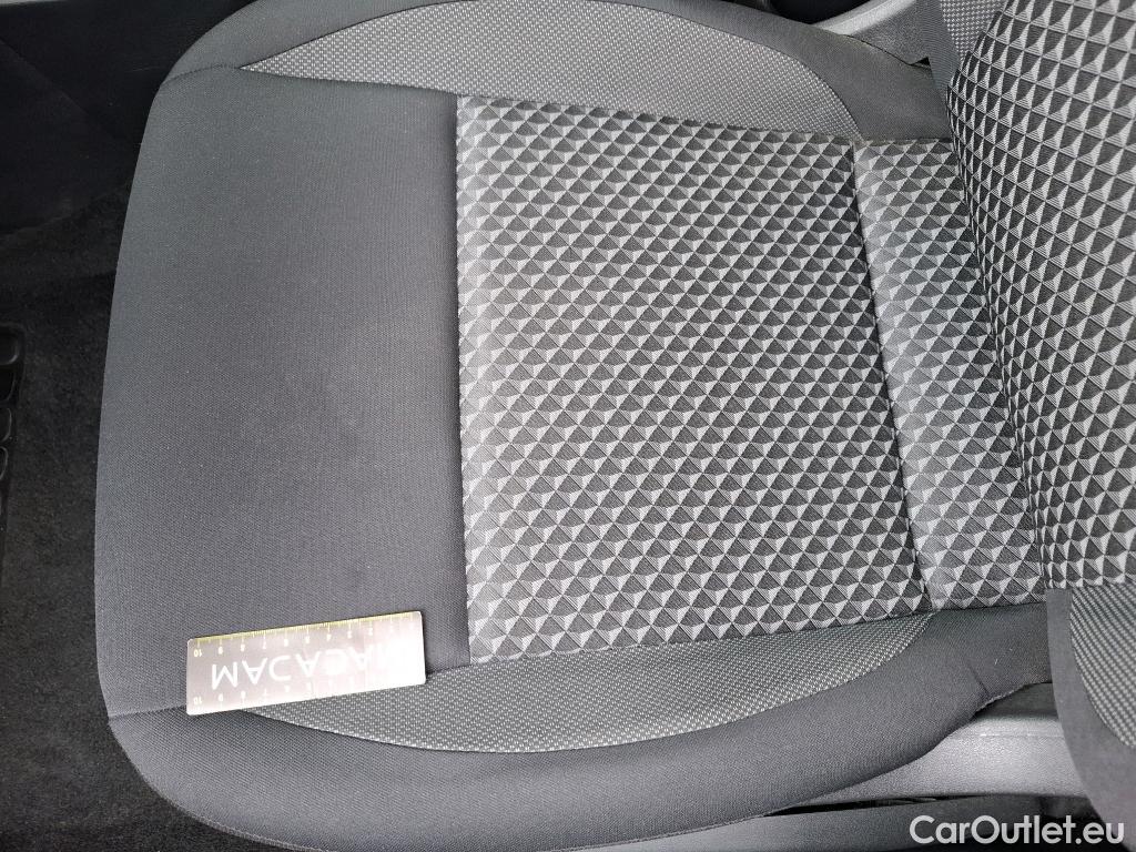  Nissan  Micra NISSAN  / 2016 / 5P / Berline IG-T 92 Business Edition #20