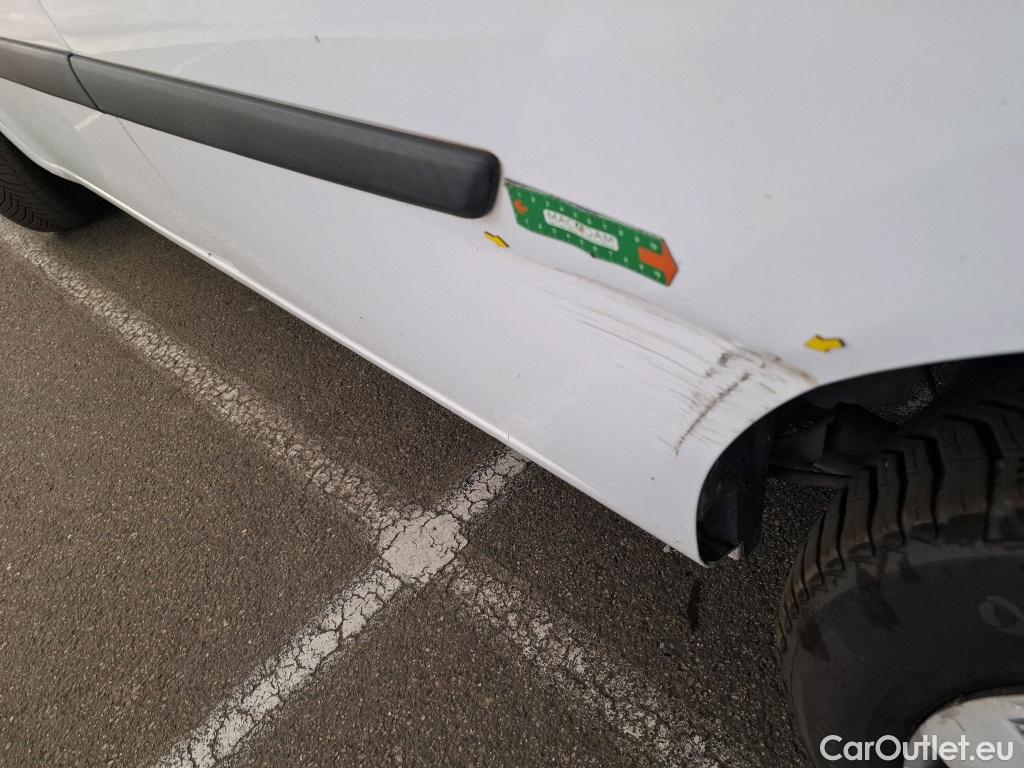  Renault  Kangoo  Express Extra (Série Spéciale) 1.5 dCi 90CV BVM5 E6 #2