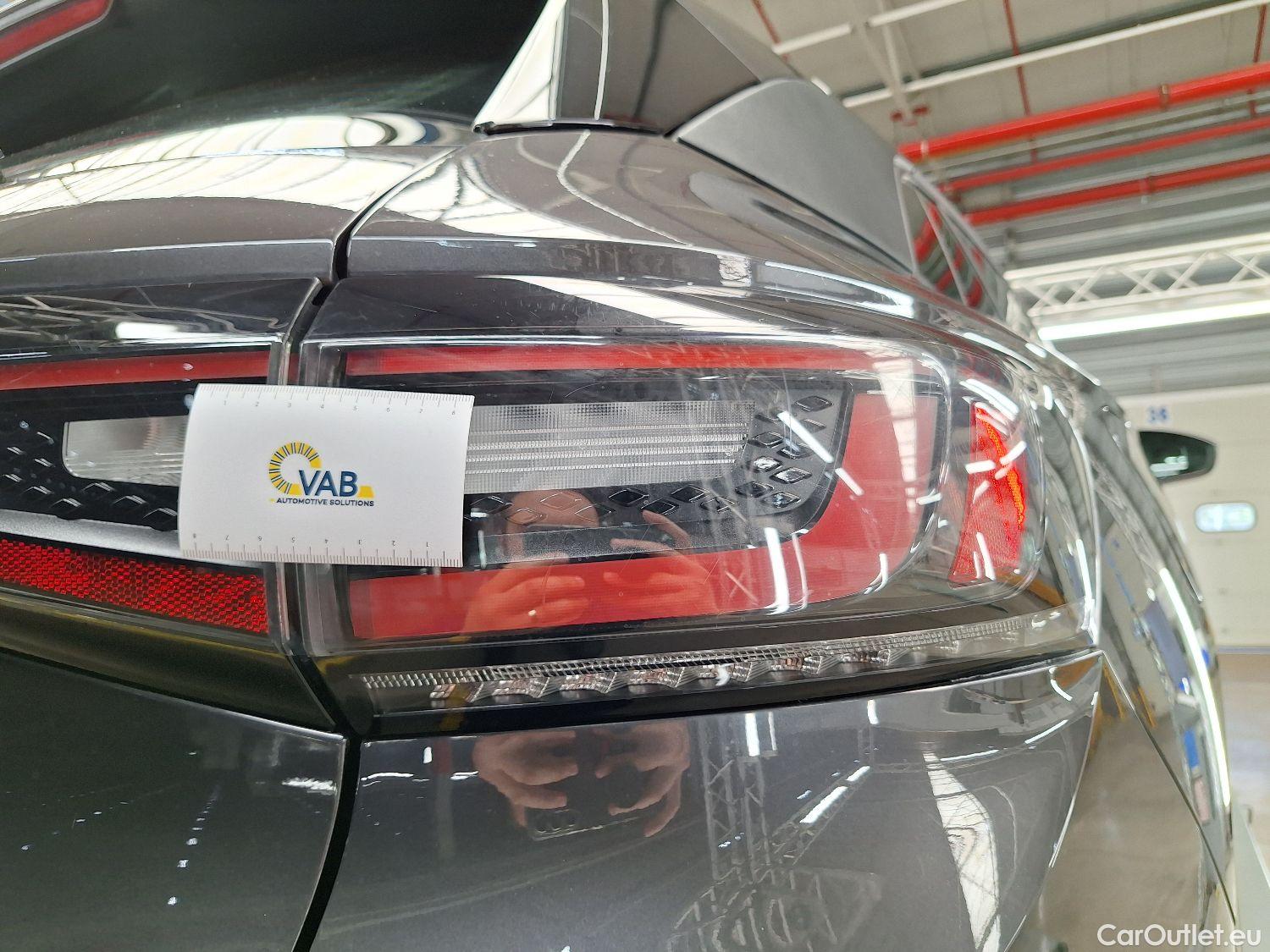  Volkswagen  ID.4 VW,  '20 BEV, Volkswagen  77 kWh - Life 5d #8