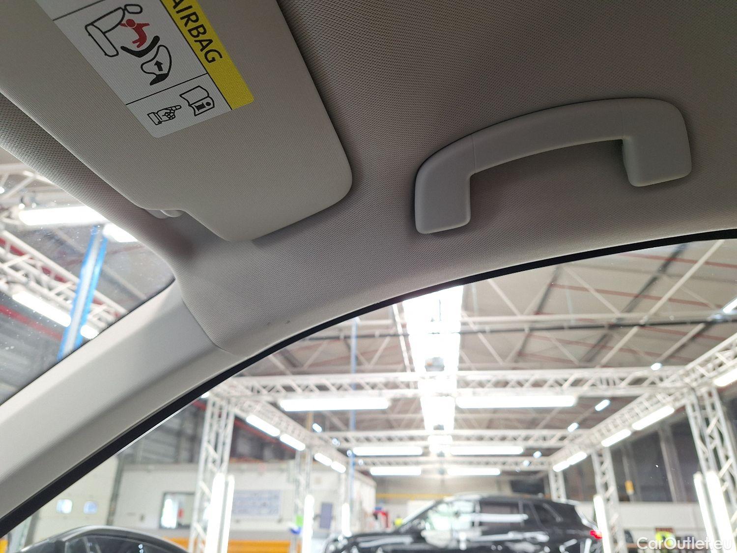  Volkswagen  T-ROC VW,  '17, Volkswagen  1.6 TDI Style 5d #11