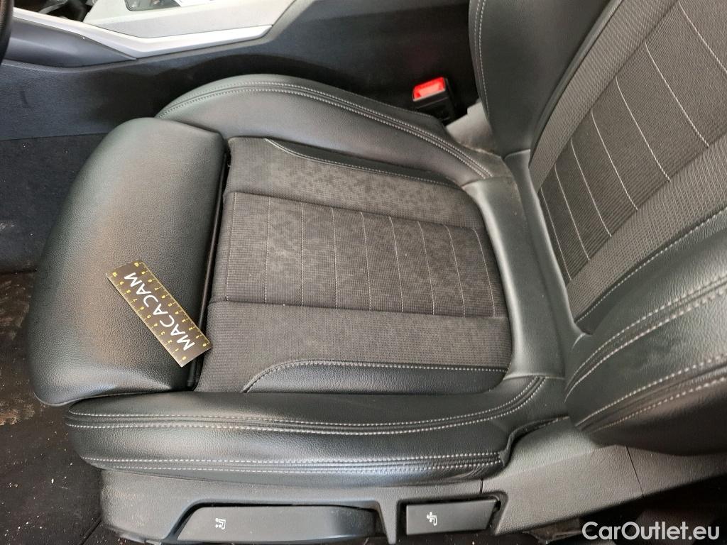  Bmw  Serie 3 BMW Série 3 Berline / 2018 / 4P / Berline 318d 150ch Business Design BVA8 #6