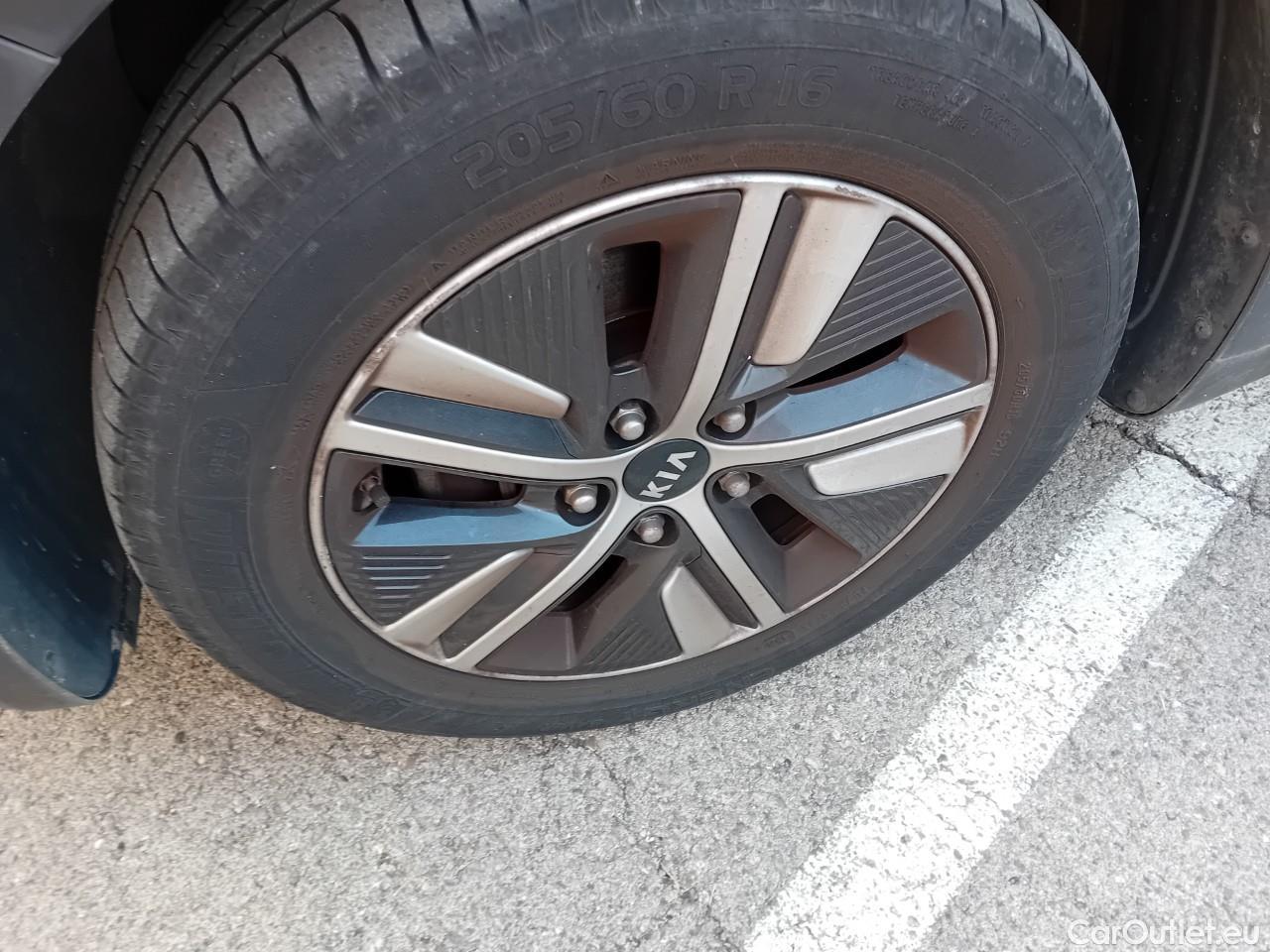  KIA  Niro  Drive Plug-In Hybrid 1.6 105CV AT6 E6d #12