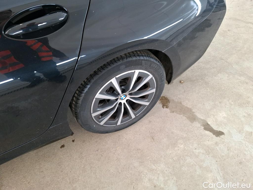  Bmw  Serie 3 BMW Série 3 Berline / 2018 / 4P / Berline 318d 150ch Business Design BVA8 #7