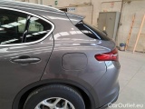  Alfa Romeo   STELVIO ALFA ROMEO / 2017 / 5P / SUV 2.2 TURBO DIESEL 190CV BUSINESS AT8 Q4 #84