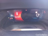  Peugeot  2008 PEUGEOT  / 2019 / 5P / CROSSOVER BLUEHDI 130 EAT8 ALLURE PACK S/S AUT. #4