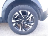  Peugeot  2008 PEUGEOT  / 2019 / 5P / CROSSOVER BLUEHDI 130 EAT8 ALLURE PACK S/S AUT. #19