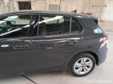  Volkswagen  Golf  VOLKSWAGEN / 2019 / 5P / BERLINA 2.0 TDI SCR 85KW LIFE DSG #61