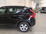  Volvo  XC 40 VOLVO XC40 / 2017 / 5P / SUV T2 MOMENTUM CORE #48