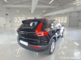  Volvo  XC 40 VOLVO XC40 / 2017 / 5P / SUV T2 MOMENTUM CORE #2