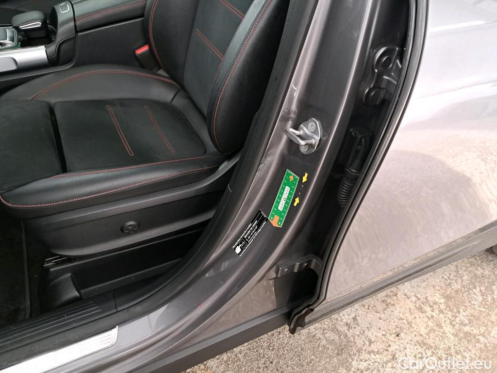 Mercedes  GLB MERCEDES-BENZ  / 2019 / 5P / SUV  200 d AMG Line #2