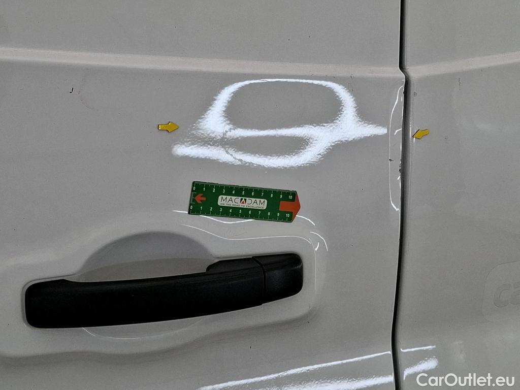  Renault  Trafic  Fourgon L2H1 3T Grand Confort 2.0 dCi 130CV BVM6 E6d #19