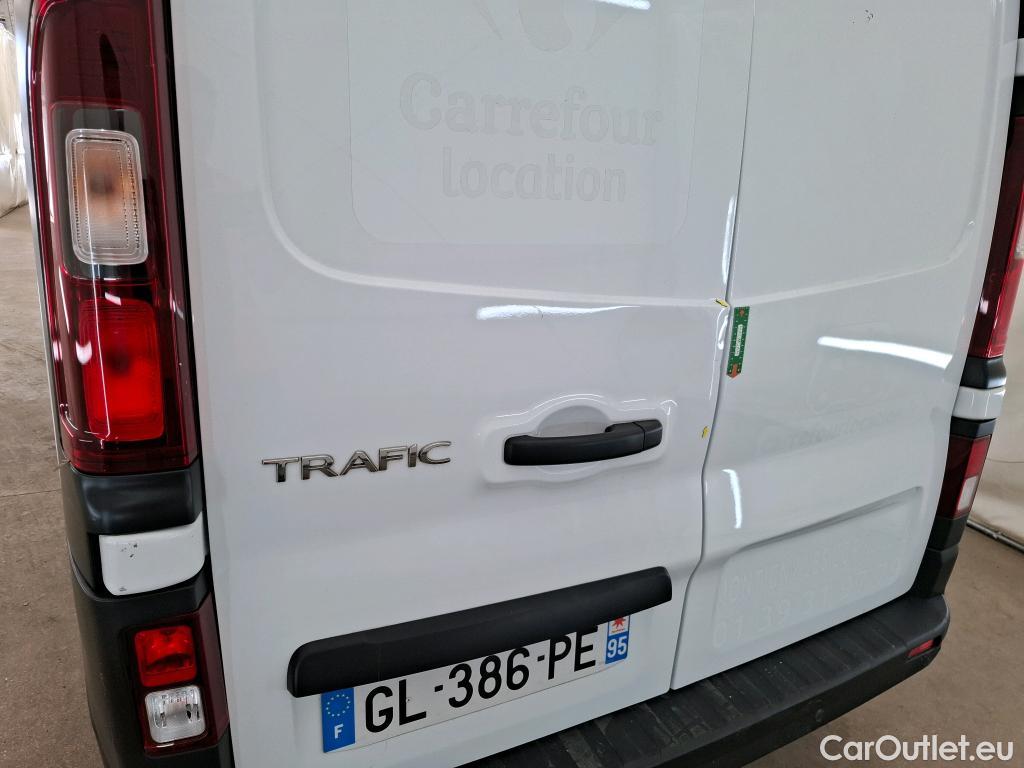  Renault  Trafic  Fourgon L2H1 3T Grand Confort 2.0 dCi 130CV BVM6 E6d #17