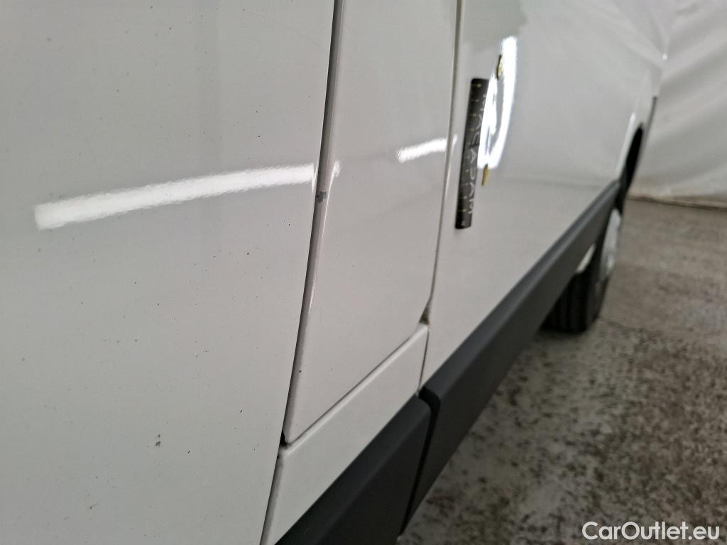  Peugeot  Boxer PEUGEOT  VU 4p Fourgon BLUEHDI 110 PREMIUM 330 L1H2 #19