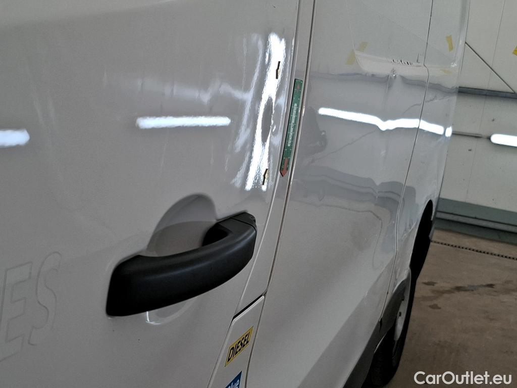  Renault  Trafic  Fourgon L2H1 3T Grand Confort 2.0 dCi 130CV BVM6 E6d #27