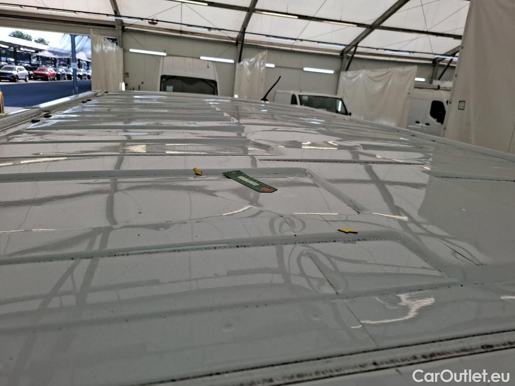  Renault  Trafic  Fourgon L2H1 3T Grand Confort 2.0 dCi 130CV BVM6 E6d #8