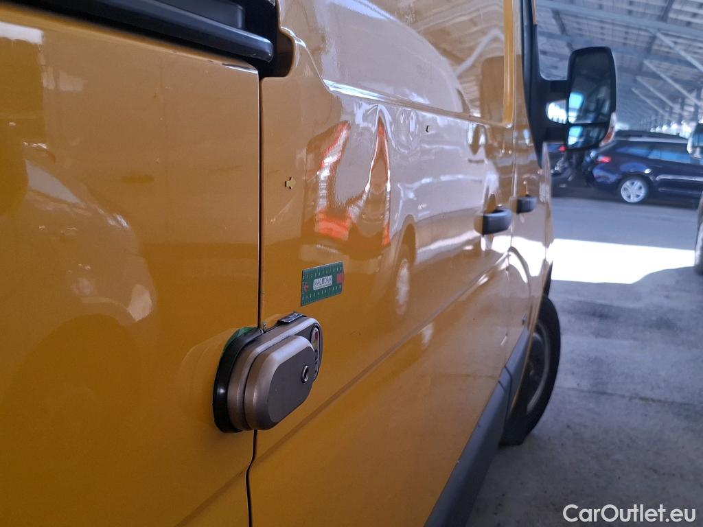  Renault  Master RENAULT  / 2019 / 4P / Fourgon tôlé FG Z.E.Tr CF F3100 L2H2 R75 AI - 19 #4