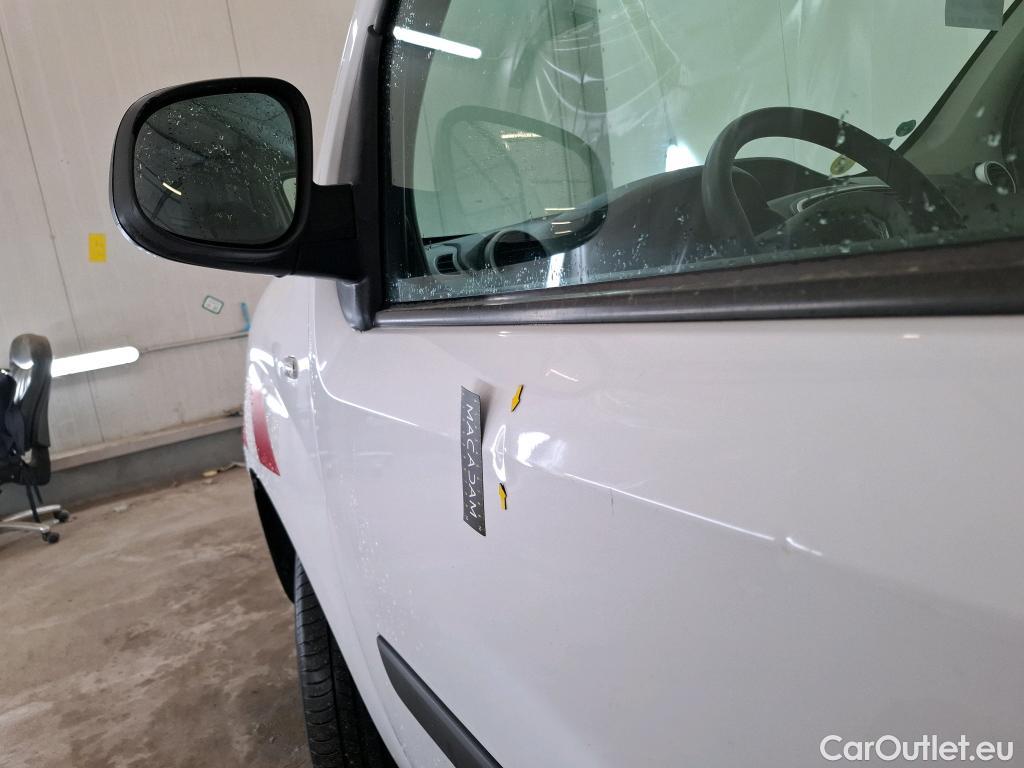  Renault  Kangoo  II Express Maxi Extra (Série Spéciale) 1.5 dCi 95CV BVM6 E6dT #48