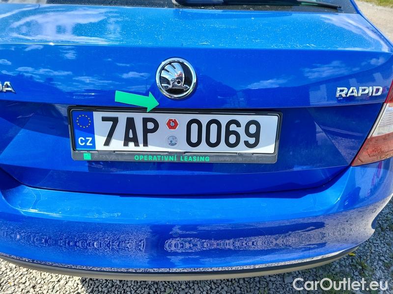  Skoda  Rapid  (2011)  1.0TSI 70 Style #10