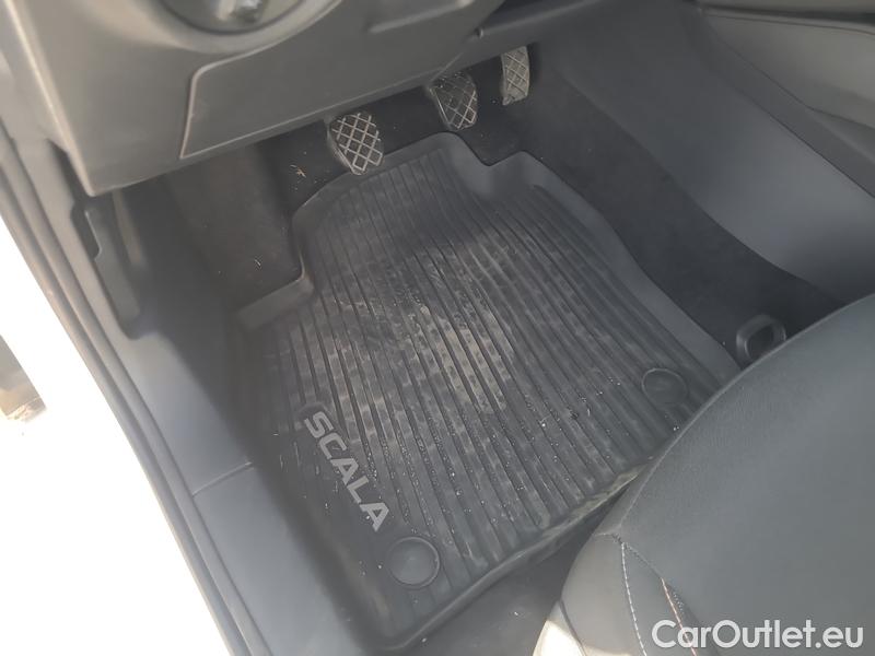  Skoda  Scala  (NW) (2019)  1.0TSI 81 Ambition 5d #11