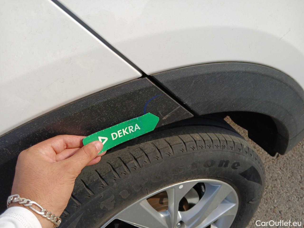  Hyundai  Tucson HYUNDAI  / 2018 / 5P / todoterreno 1.6 CRDI 85kW (116CV) 48V SLE 4X2(SP)(SL) #30