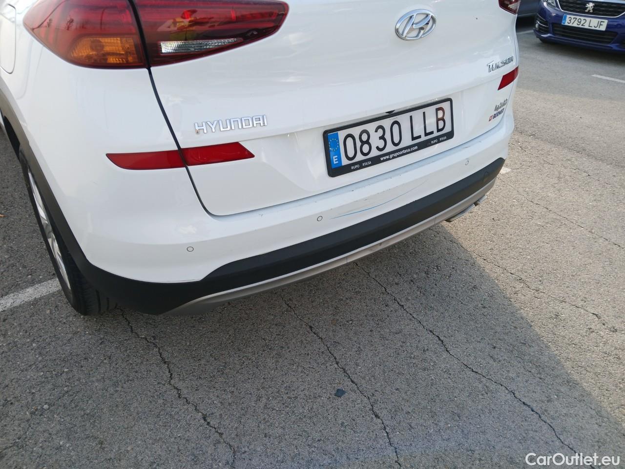  Hyundai  Tucson HYUNDAI  / 2018 / 5P / todoterreno 1.6 CRDI 85kW (116CV) 48V SLE 4X2(SP)(SL) #23