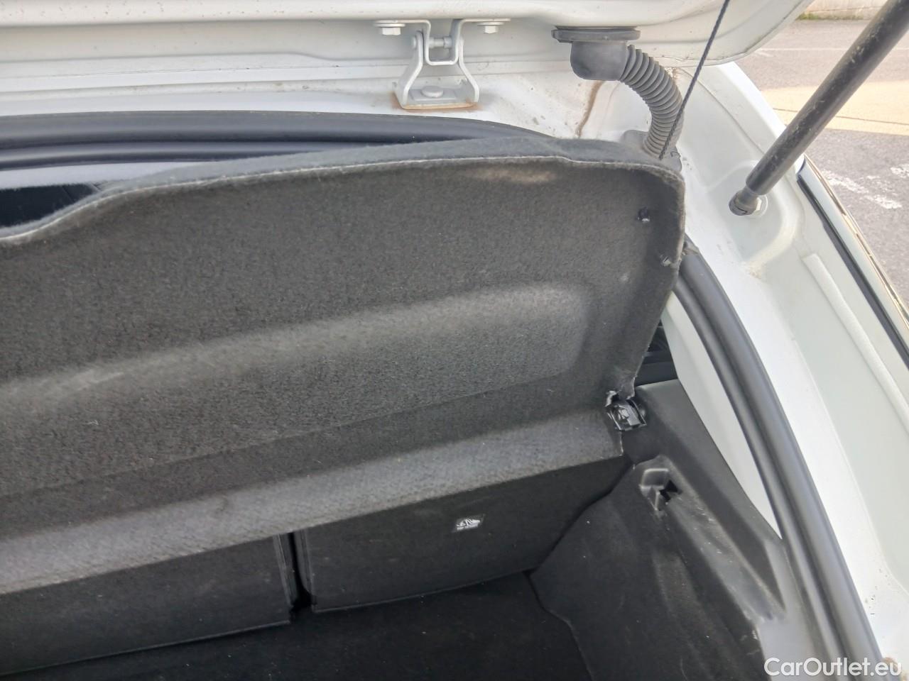  Opel  Corsa  F Elegance 1.2 T XHL 100CV MT6 E6d #8