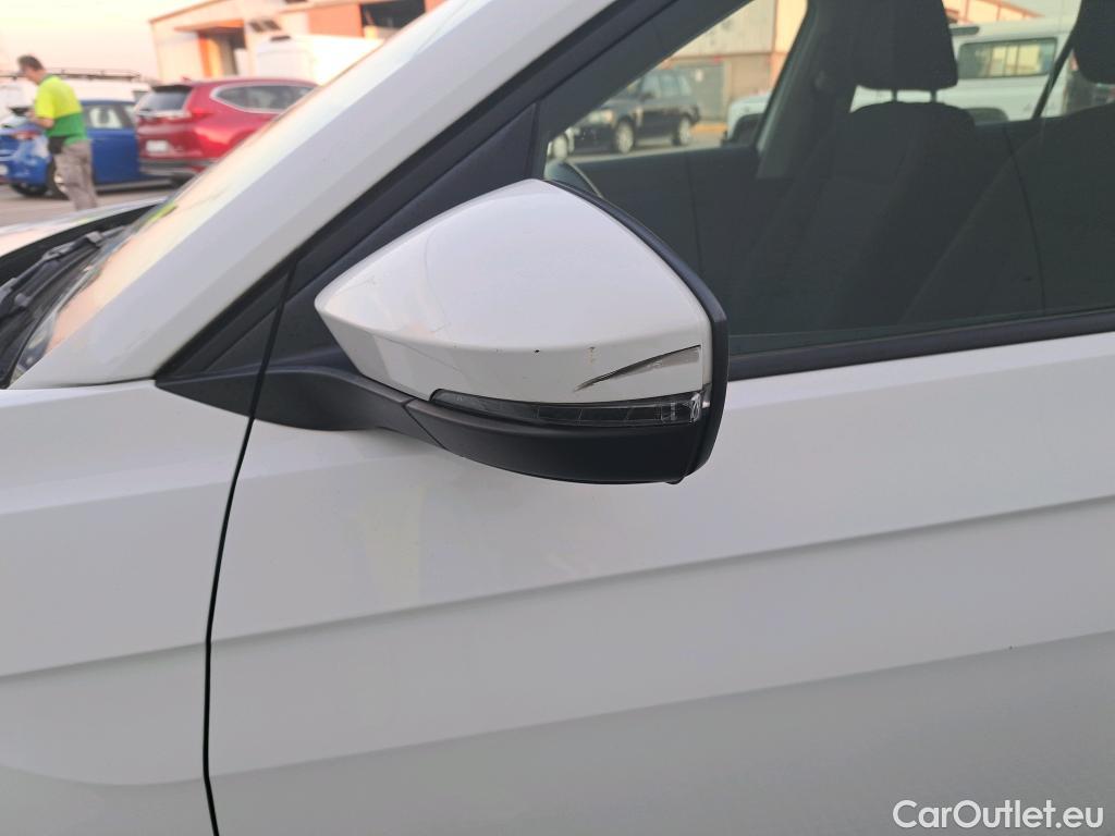  Volkswagen  T-CROSS  Advance 1.0 TSI 110CV AT7 E6d #25