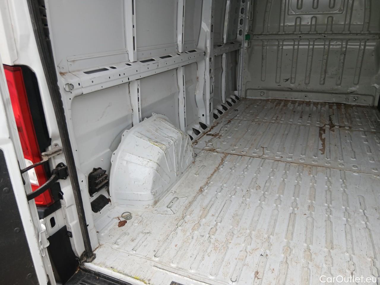 Fiat  Ducato FIAT  / 2014 / 4P / furgón 35 L3H2 Multijet (103 kW) #37