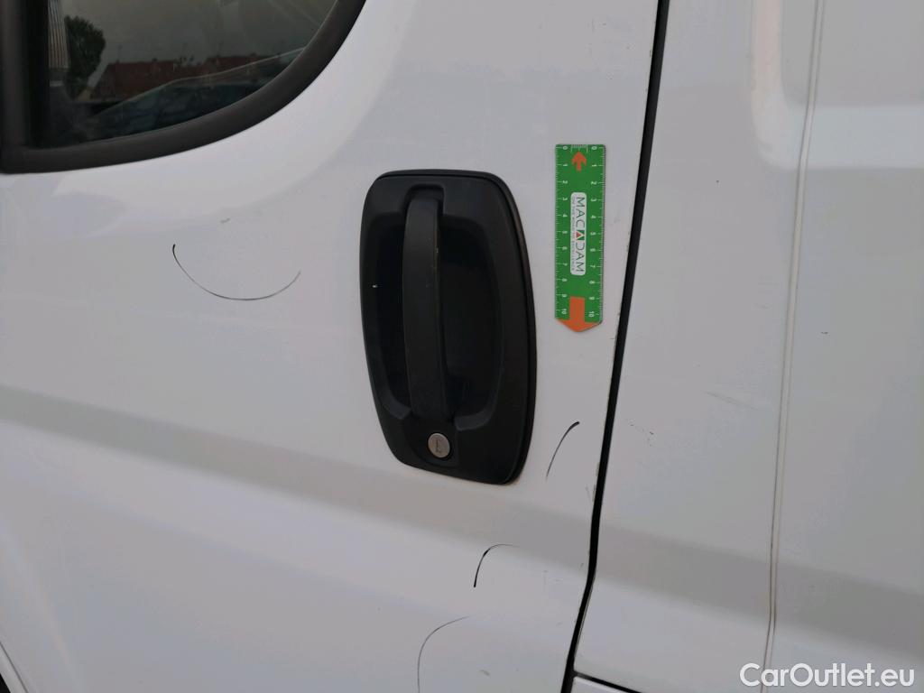  Peugeot  Boxer PEUGEOT  / 2014 / 4P / furgón 333 L2 H1 BHDI 103kW (140CV) S&S 6 V. M (AC) #32