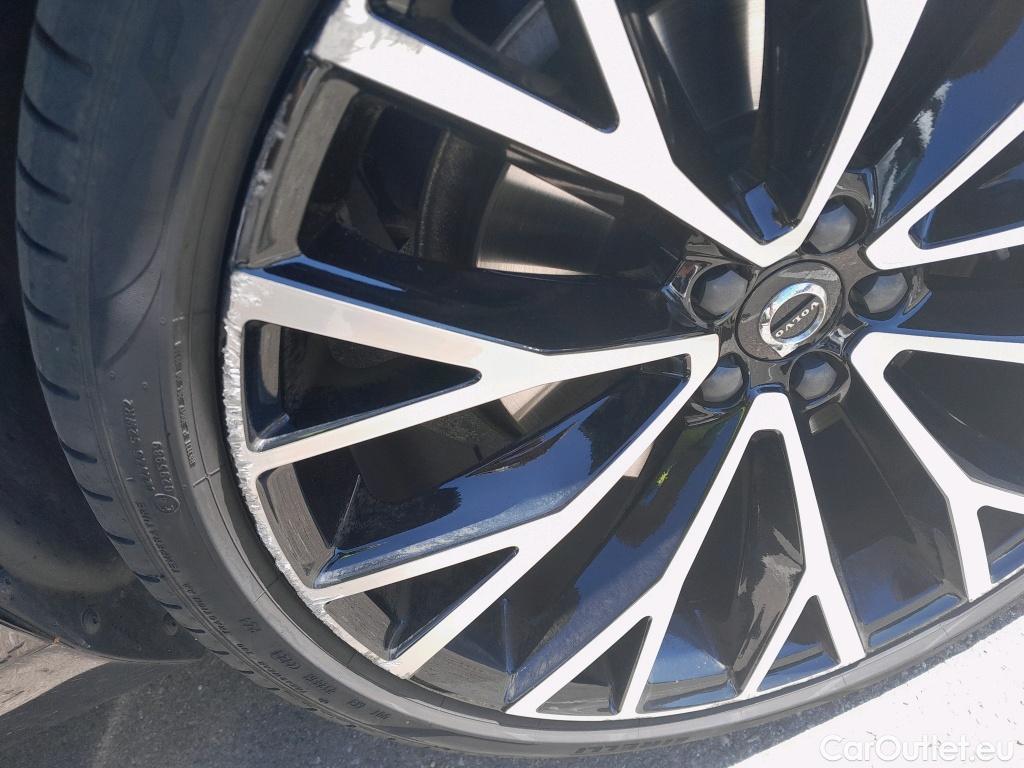  Volvo  XC60 VOLVO  / 2017 / 5P / todoterreno 2.0 T6 AWD Recharge Inscription Auto (AC) #10