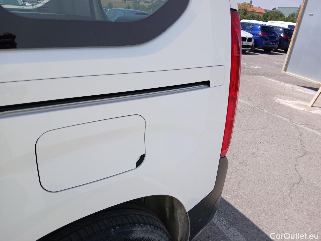  Citroen  Berlingo  Combi Feel M 1.5 BlueHDi 100CV MT5 E6dT #17