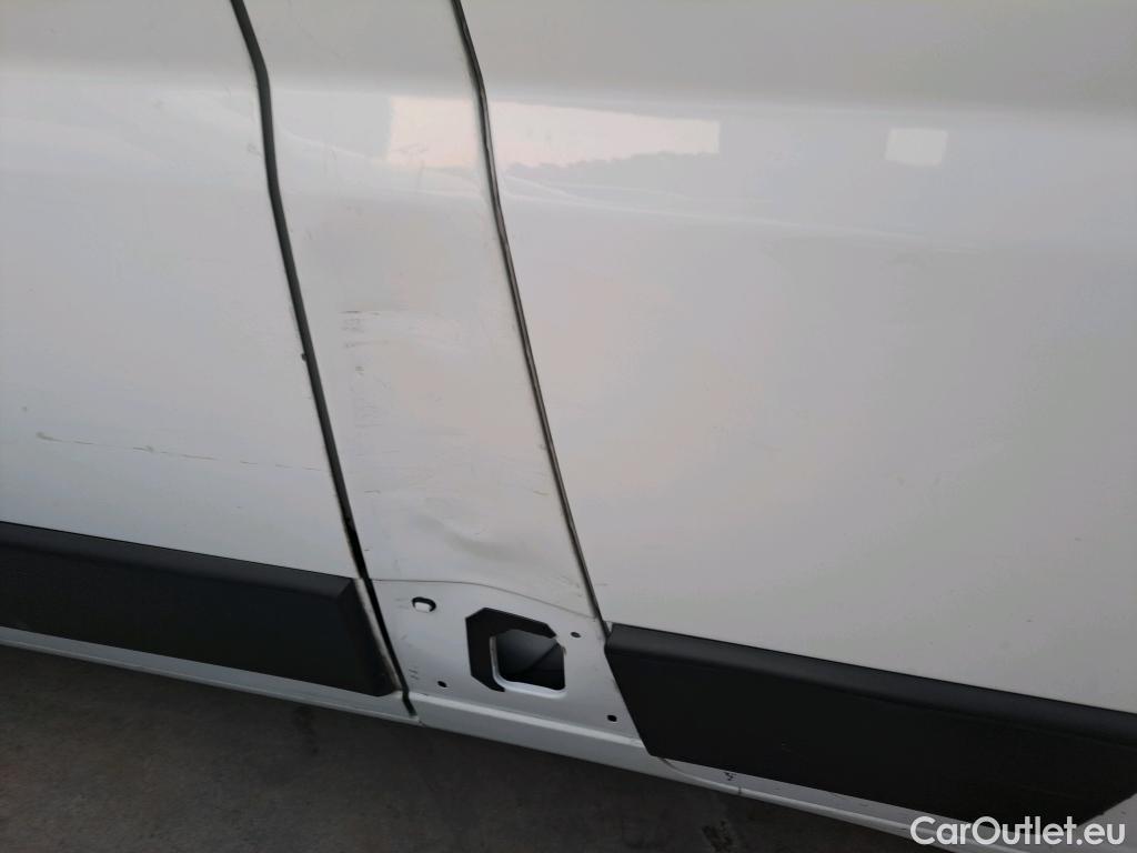  Peugeot  Boxer PEUGEOT  / 2014 / 4P / furgón 333 L2 H1 BHDI 103kW (140CV) S&S 6 V. M (AC) #26