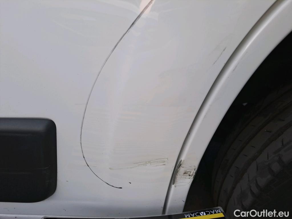  Peugeot  Boxer PEUGEOT  / 2014 / 4P / furgón 333 L2 H1 BHDI 103kW (140CV) S&S 6 V. M (AC) #25