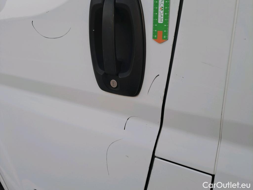  Peugeot  Boxer PEUGEOT  / 2014 / 4P / furgón 333 L2 H1 BHDI 103kW (140CV) S&S 6 V. M (AC) #33