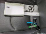  Hyundai  i30 Hyundai  Wagon 1.5 T-GDI MHEV Premium 5d #4