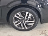  Peugeot  208 Peugeot  Allure 1.2 PureTech 100 5d #21