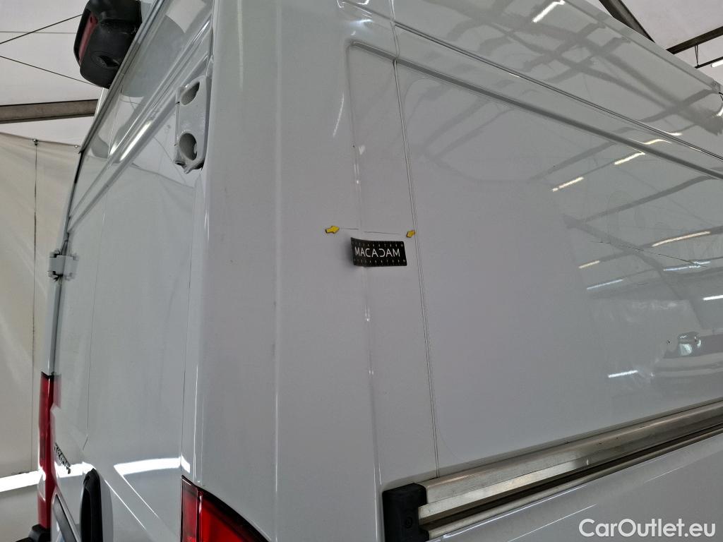  Fiat  Ducato FIAT  2014 4P Fourgon tôlé 3.0 M H2 2.3 Multijet 120 Pack Pro Nav #43