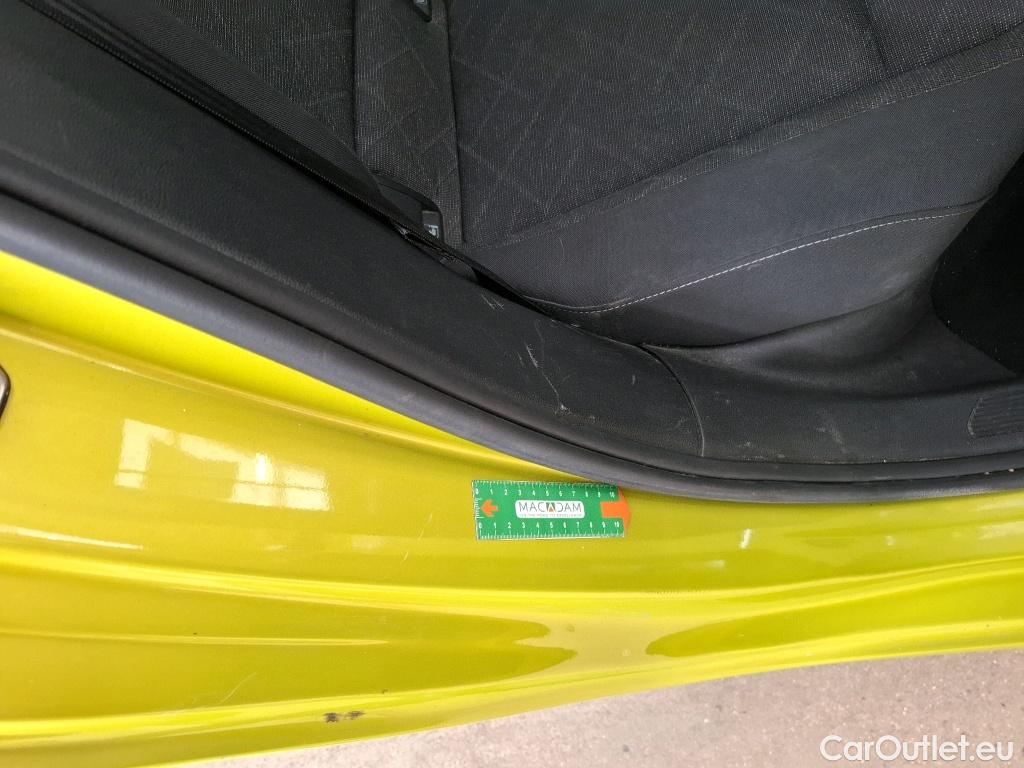  Volkswagen  Golf  VOLKSWAGEN / 2020 / 5P / Berline 1.0 TSI OPF 110 BVM6 Life Busi 1st #22