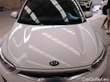  KIA  STONIC KIA  / 2017 / 5P / SUV 1.0 T-GDI 74KW MHEV STYLE #24