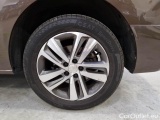  Peugeot  Expert PEUGEOT TRAVELLER / 2016 / 5P / MONOVOLUME BLUEHDI 180 SeS EAT8 ALLURE STANDARD #116