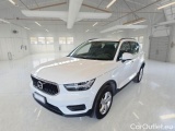  Volvo  XC 40 VOLVO XC40 / 2017 / 5P / SUV T2 AUTOMATICO MOMENTUM CORE 