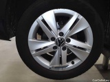  Volkswagen  Golf  2.0 TDI SCR Life   Manual Diesel  18 #27