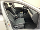 Volkswagen  Passat Variant 2.0 TDI SCR DSG Elegance Automatic Diesel  34 #6