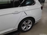  Volkswagen  Passat Variant 2.0 TDI SCR DSG Elegance Automatic Diesel  34 #19