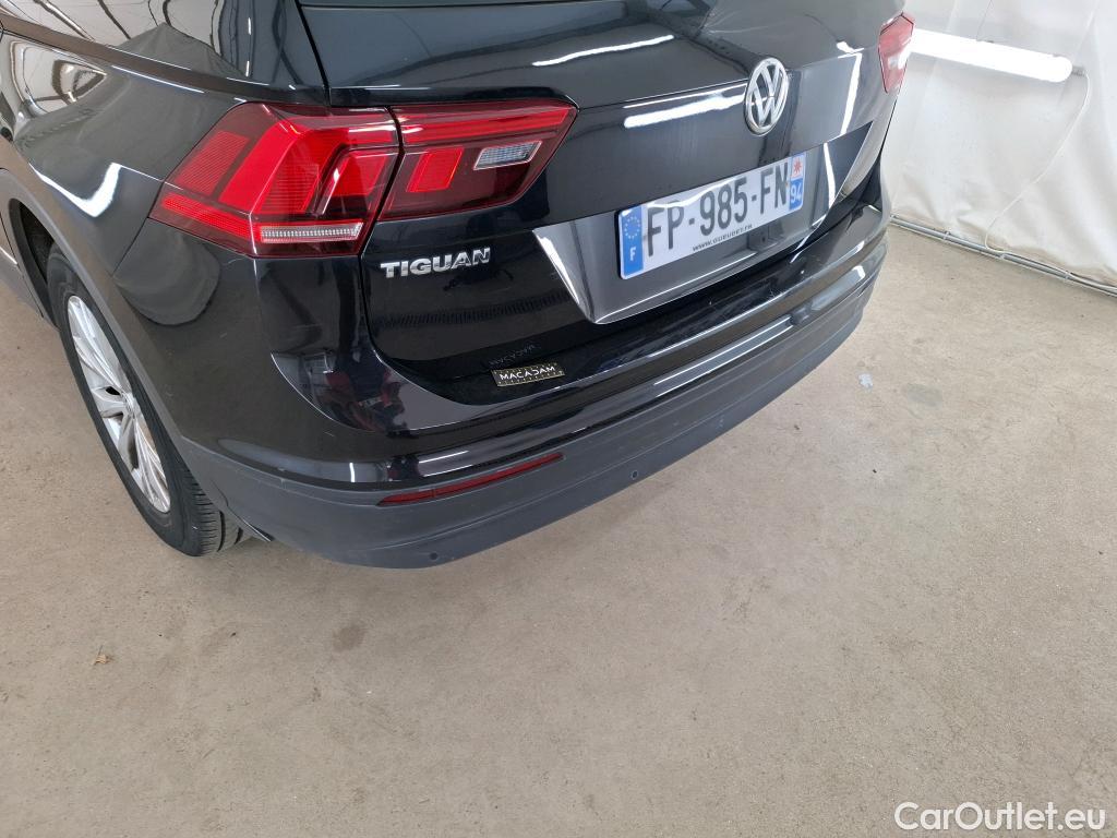  Volkswagen  Tiguan VOLKSWAGEN  / 2016 / 5P / SUV 1.5 TSI 150 EVO BMV6 Confortline #35