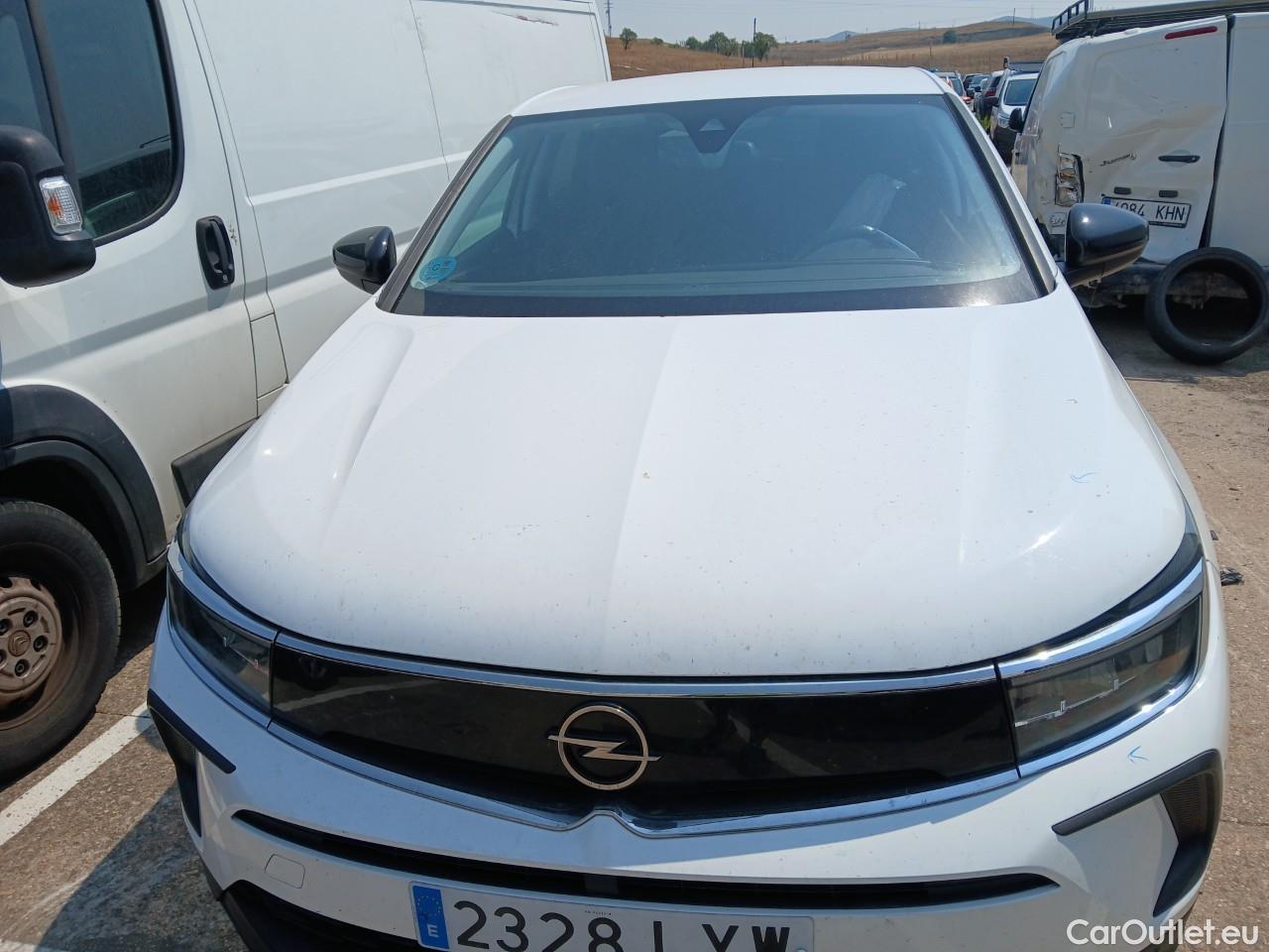  Opel   Grandland X OPEL Grandland / 2021 / 5P / todoterreno 1.5 CDTi Business Edition Auto #6
