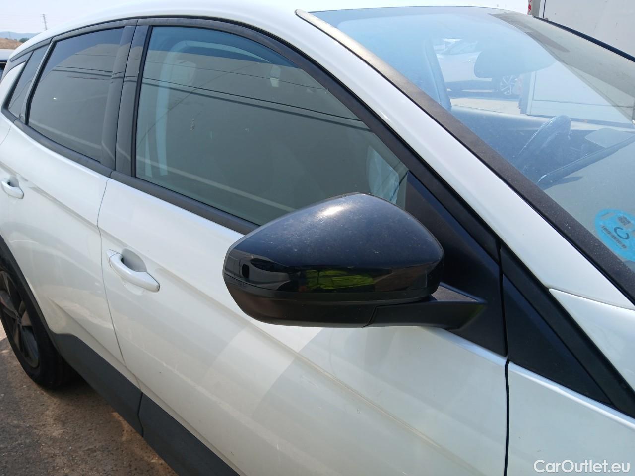  Opel   Grandland X OPEL Grandland / 2021 / 5P / todoterreno 1.5 CDTi Business Edition Auto #19