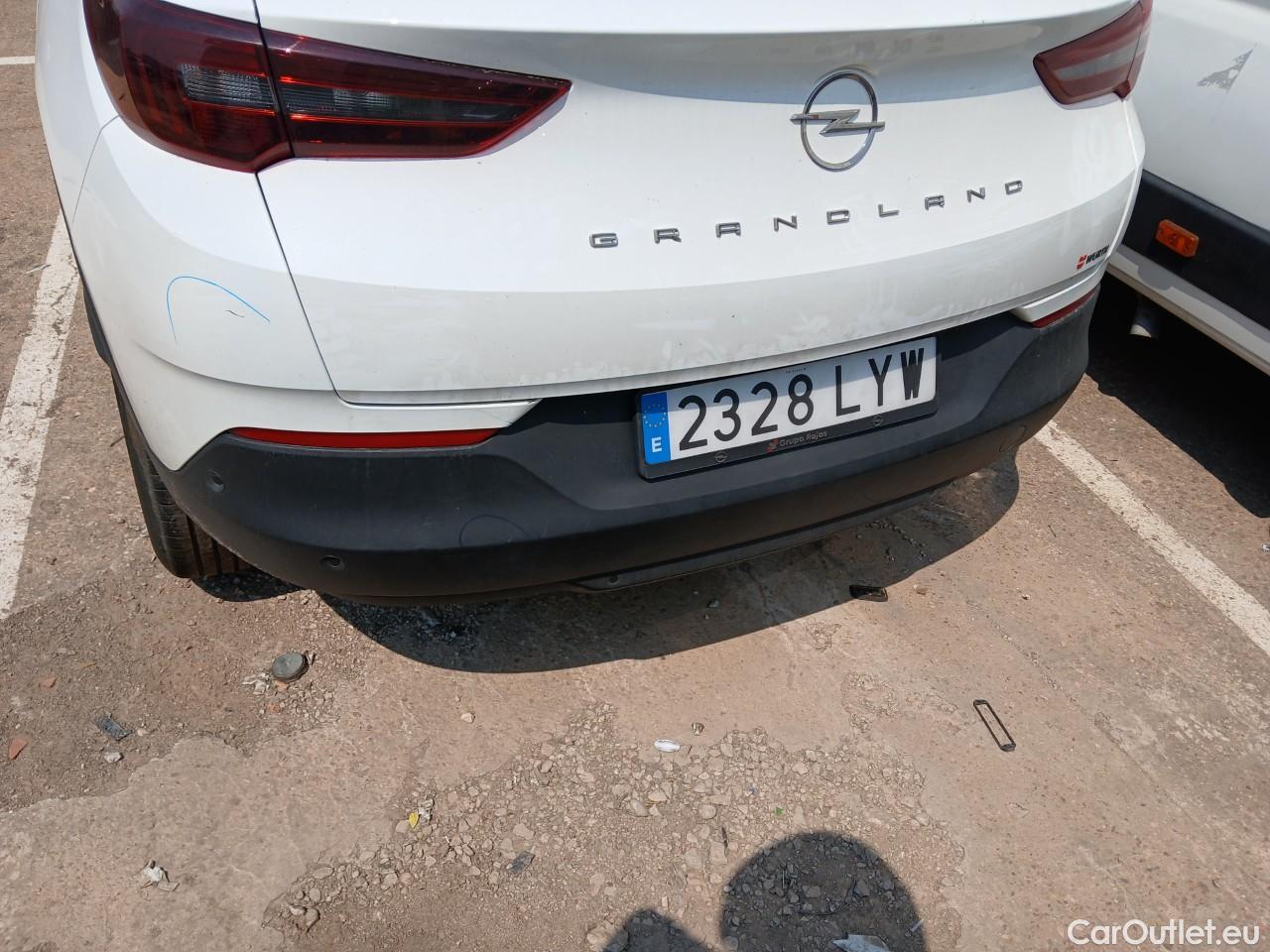  Opel   Grandland X OPEL Grandland / 2021 / 5P / todoterreno 1.5 CDTi Business Edition Auto #17