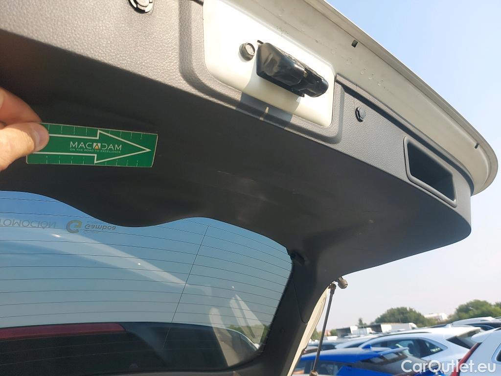  Nissan  Qashqai NISSAN  / 2017 / 5P / todoterreno DIG-T 103 kW (140 CV) E6D N-CONNECTA #6
